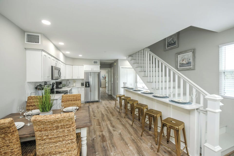 East Unit - Kitchen