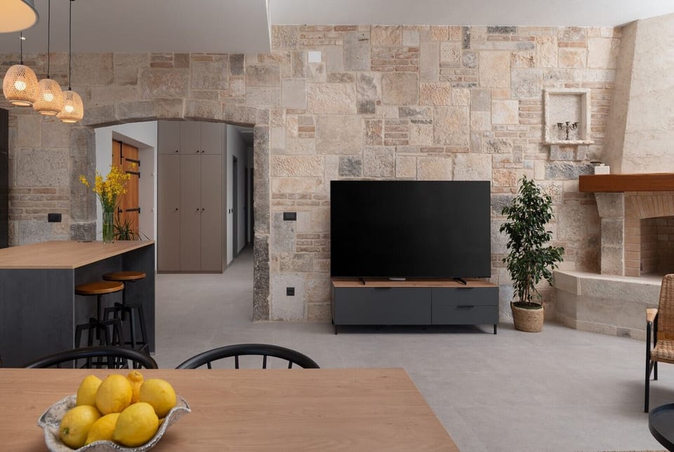 NEW! Stone Villa Olim Civitas with 3 bedrooms, private pool, and sea views
