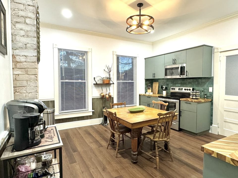 Garden - Kitchen with essentials