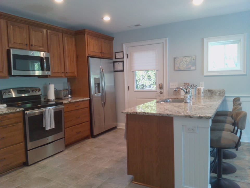 Spacious and bright kitchen with everything included