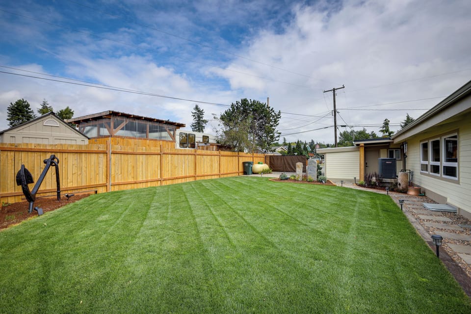 Spacious Yard