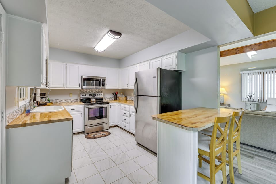 Kitchen | 1st Floor | Dishwasher | Coffee Maker | Cooking Basics