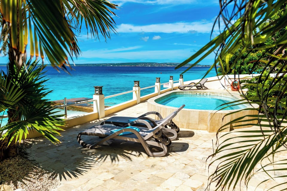 Bellevue 1 luxury oceanfront apartment 