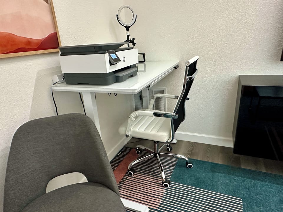 Your Bleisure Office Retreat!