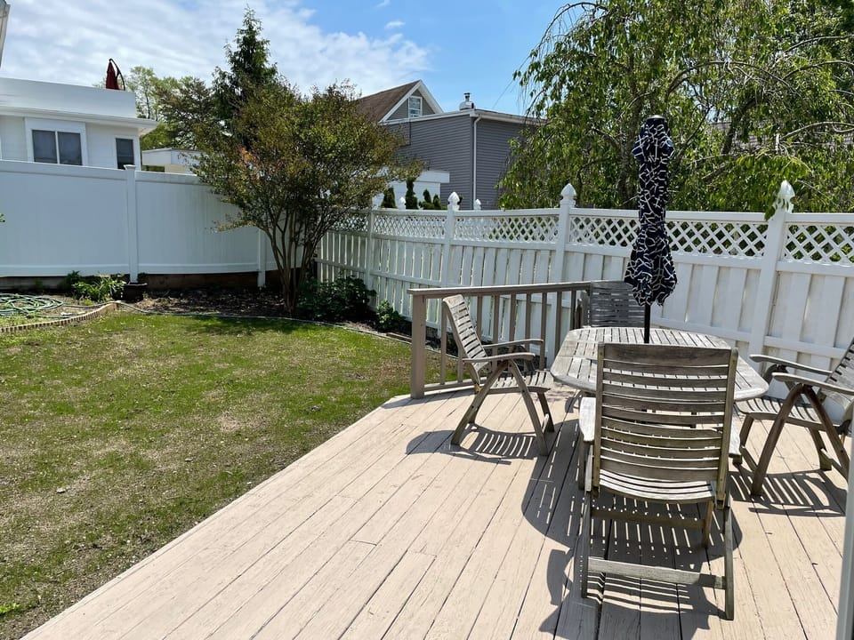 Back deck/yard