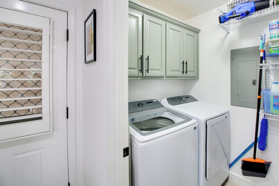 Washer & Dryer