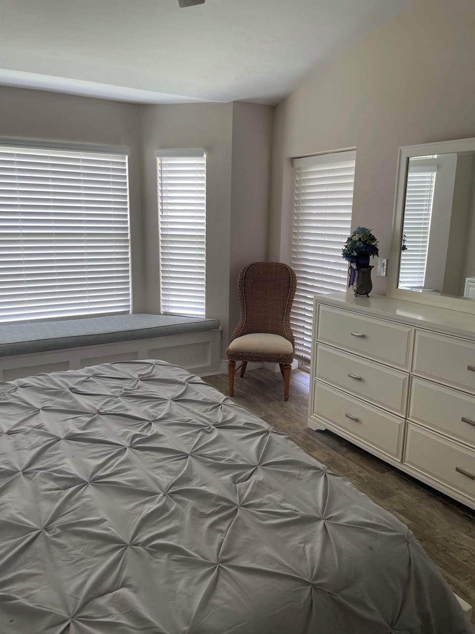 Bedroom with flat screen TV
