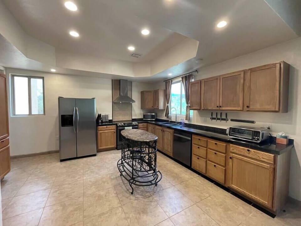 Large Kitchen