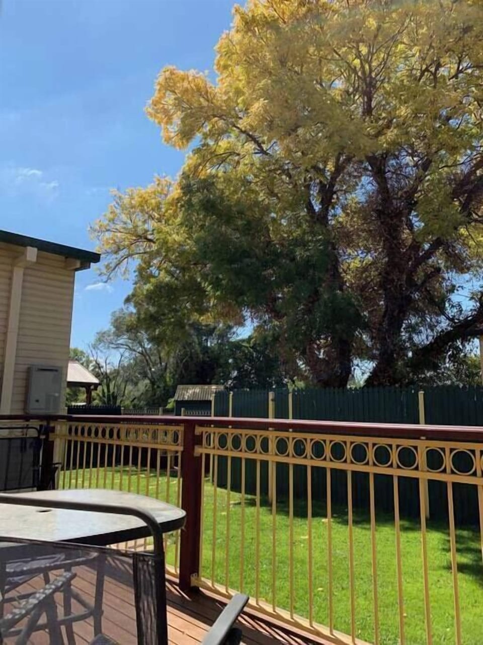 Enclosed deck and backyard (3)