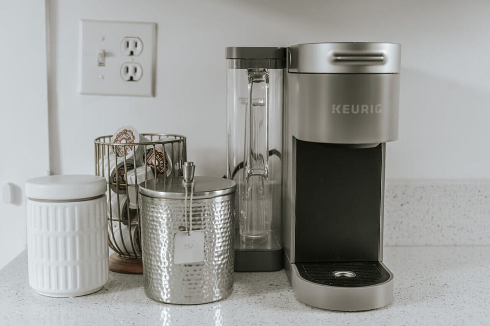 Keurig Machine with complimentary pods
