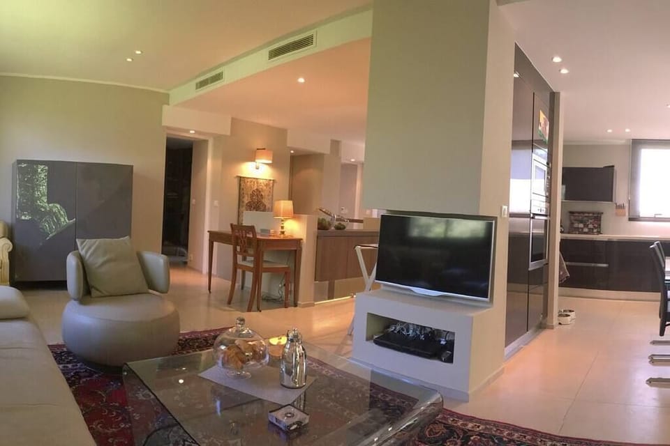 47d83e1d 9dcd 48d9 986a 85fd6ab09b1d