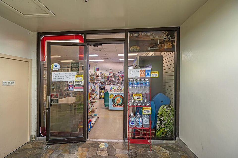 6th Floor Convenient Store