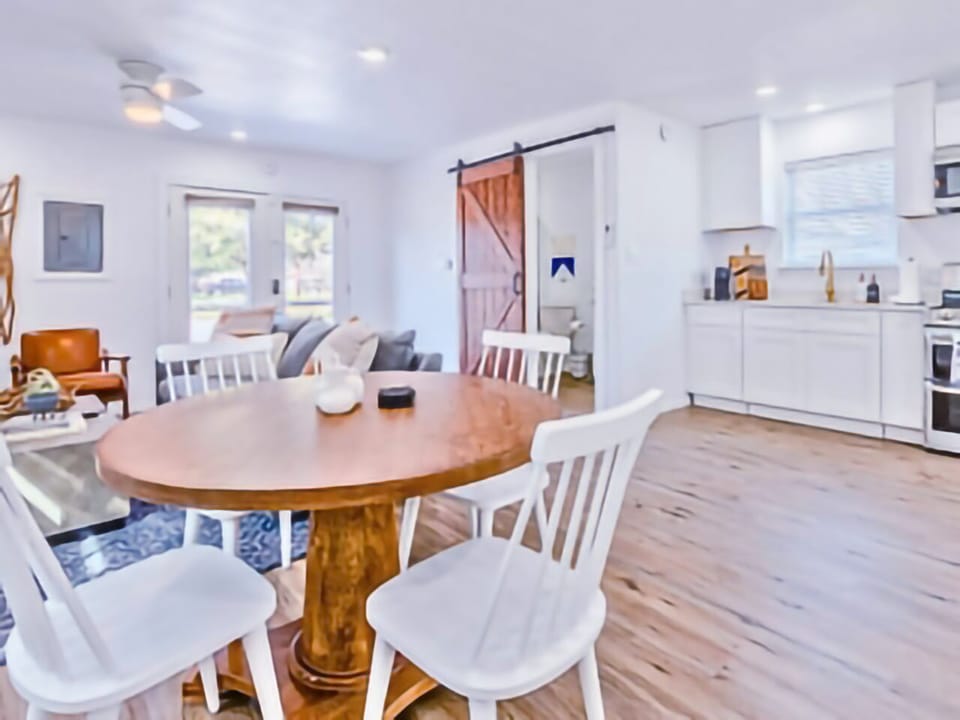 Enjoy Meals at the Studio Dining Table!