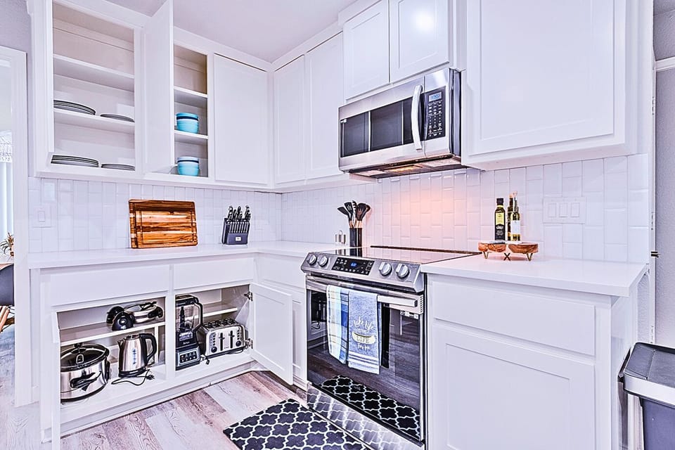Explore Our Studio Kitchen!