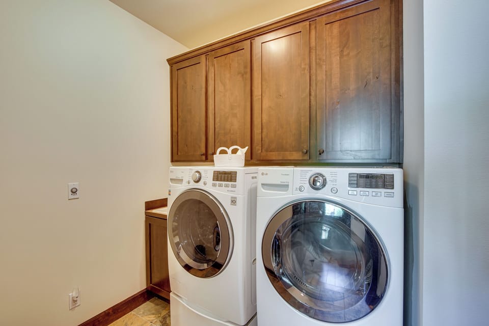 Washer & Dryer