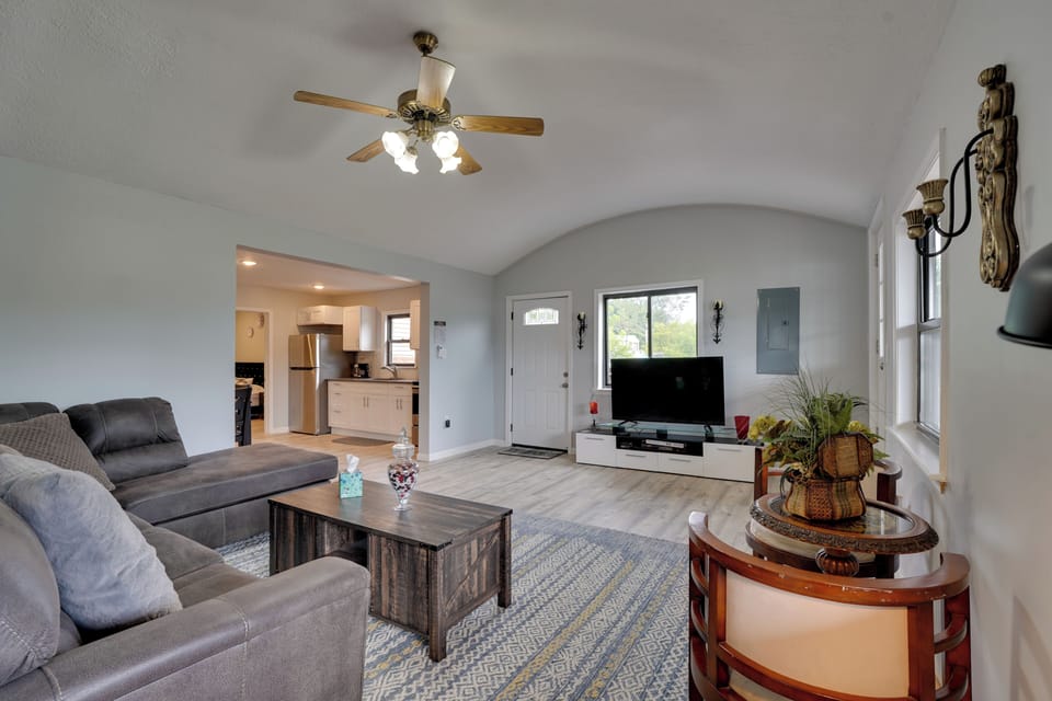 Harveys Lake Vacation Rental | 3BR | 1BA | Staircase to Access | 1,200 Sq Ft