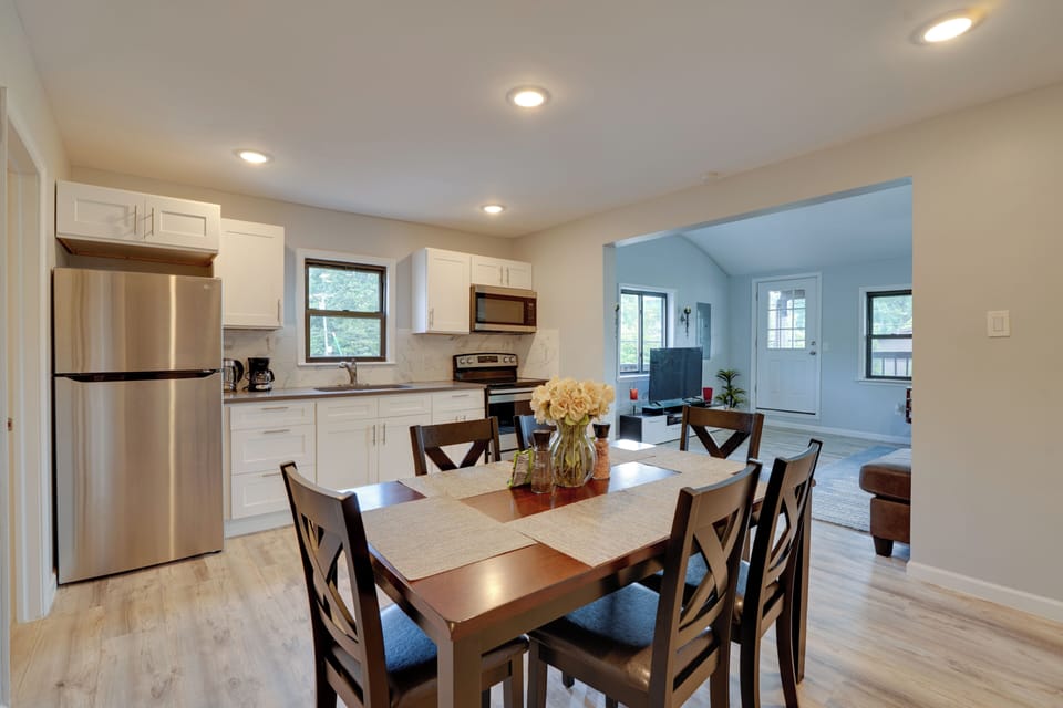 Kitchen | Cooking Basics | Dishware & Flatware | Electric Tea Kettle