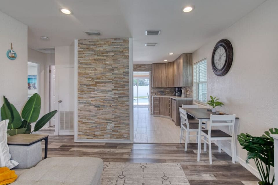 Daytona Beach Oceanfront Pet Friendly Airbnb