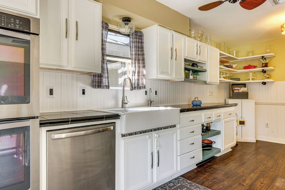 Kitchen | Coffee Maker | Cooking Basics | Dishware & Flatware