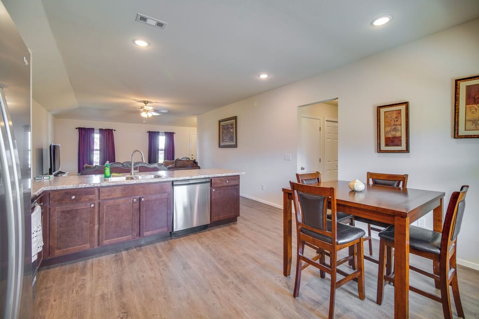 Dining Area | Dining Table | Dishware/Flatware