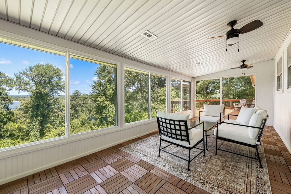 Temperature controlled sunroom 
