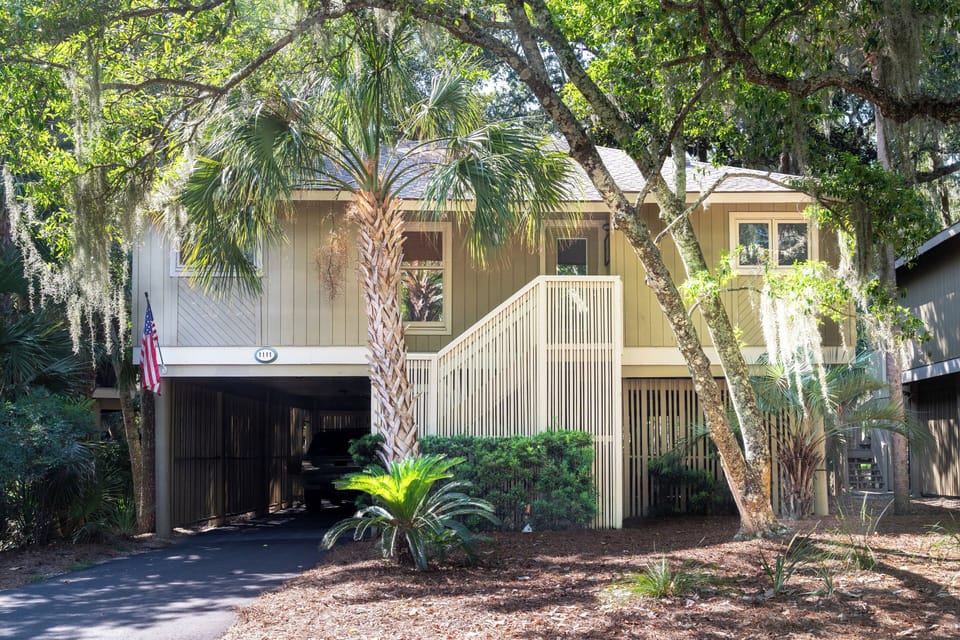 Welcome to 1111 Summerwind Cottage. A 3 bedroom, 2 bath cottage with a large screen porch. Ideally located on island near the club, ocean and golf.