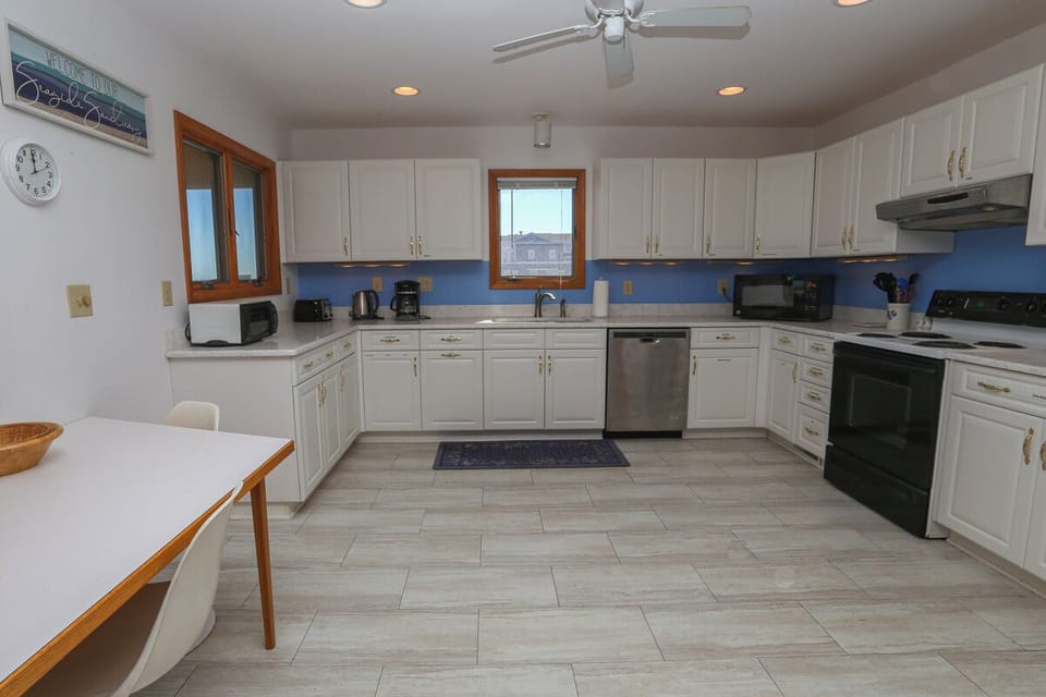Kitchen 2023
