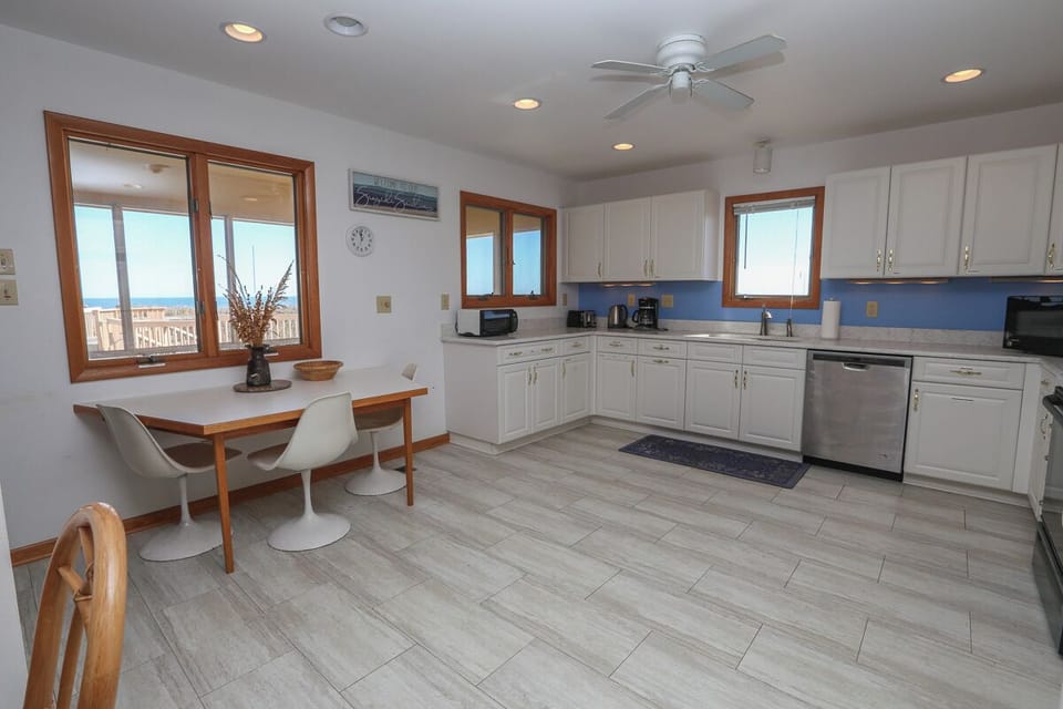 Kitchen 2023