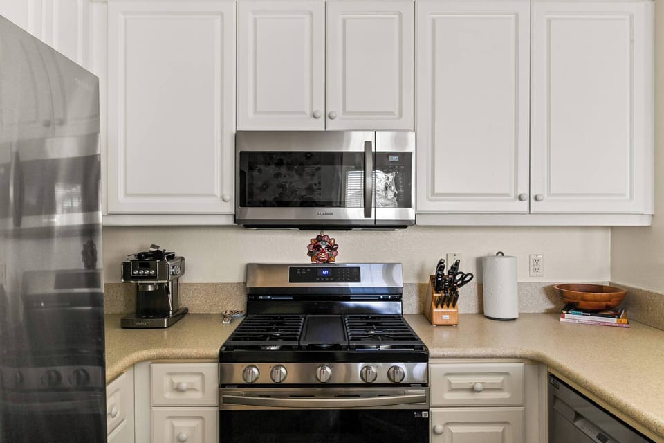 Stainless steel cutlery and kitchen utensils