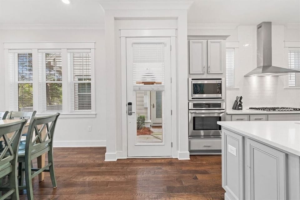 Secure smart lock for entry into the home.