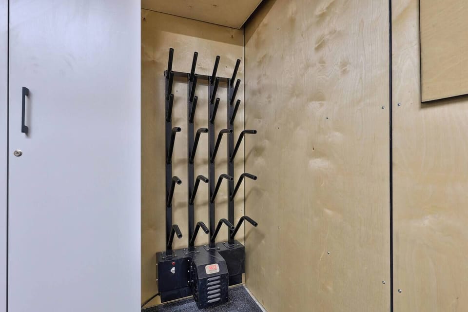 Boot & glove dryer 