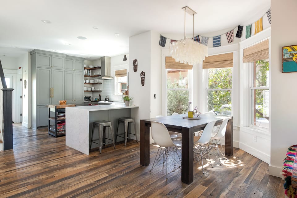 Open concept living, dining and kitchen