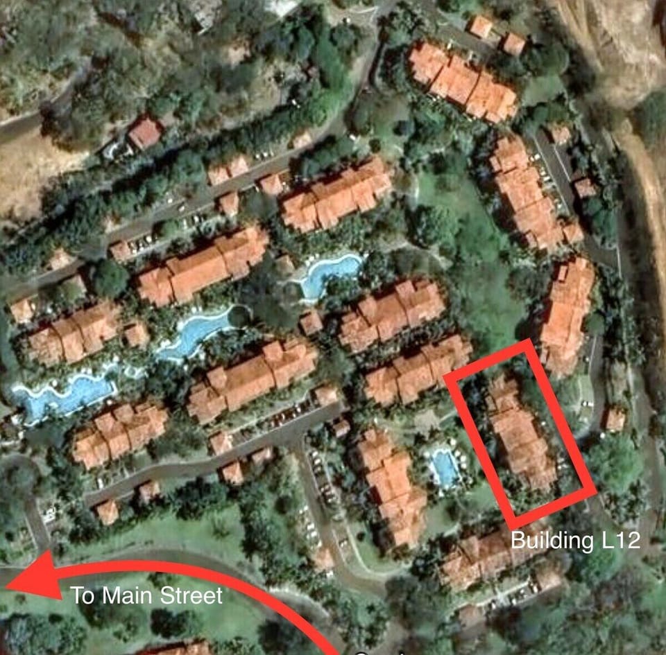 The condo is in building L12, which is very close to the main gate and a quick walk to additional pools, the Piña Shack poolside bar & grill and the sports complex.