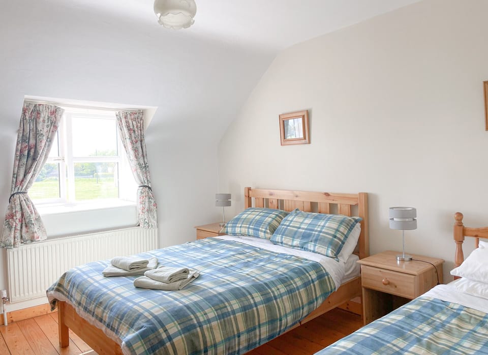 Hook Holiday Cottage, Mill Road Farm, a pet-friendly holiday cottage available beside the picturesque village of Kilmore Quay in County Wexford