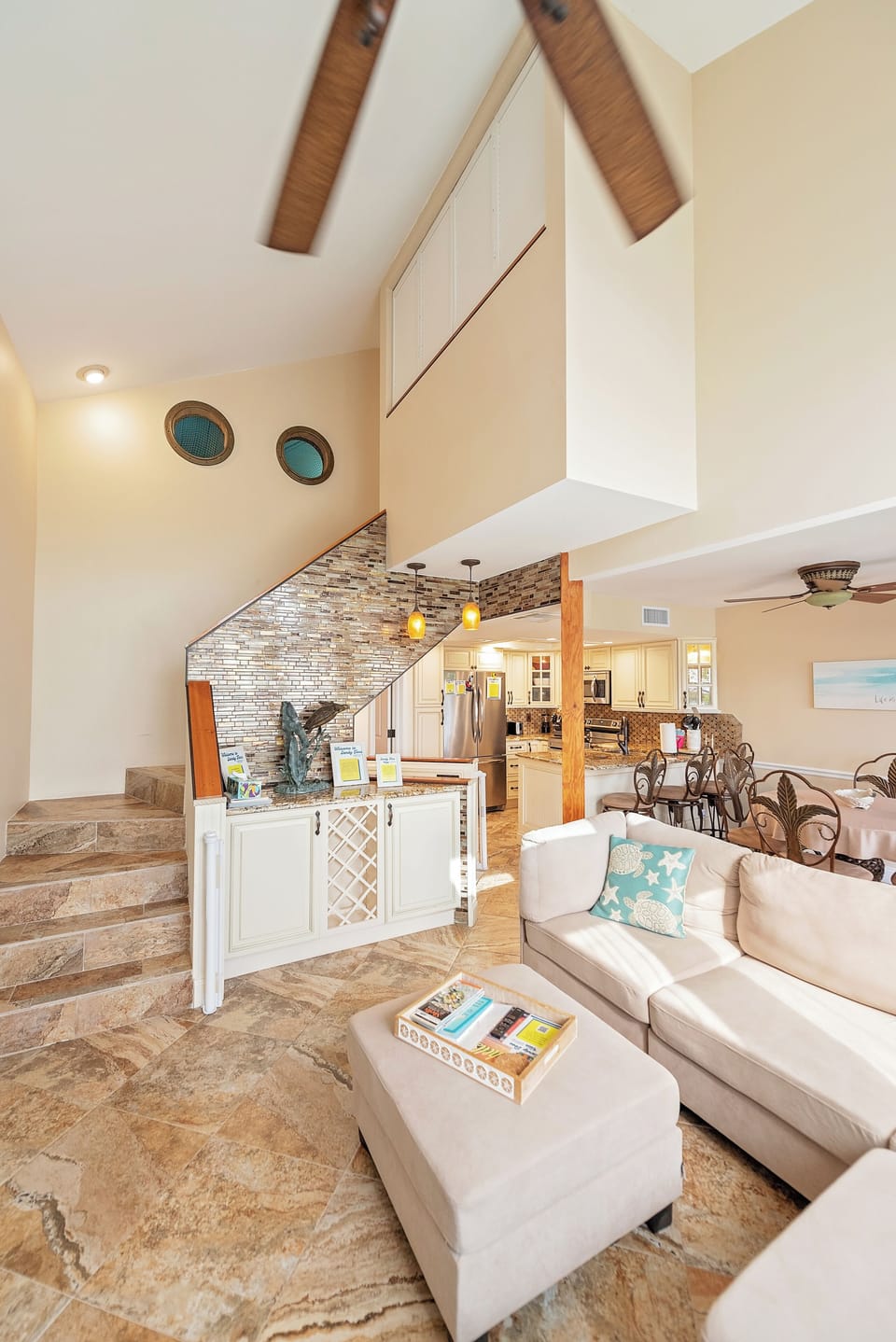 Living Area (2)