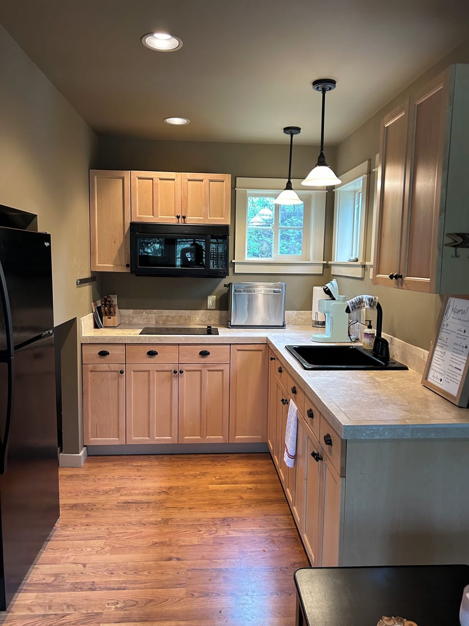 Full kitchen