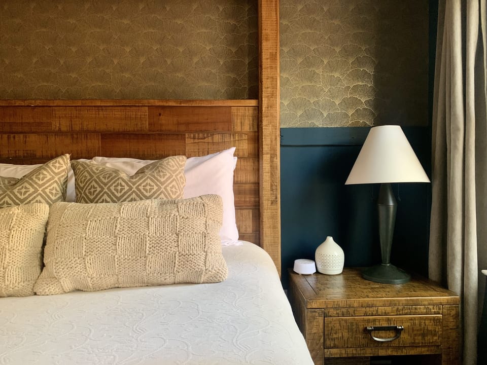 Relax in a luxurious queen bed during your stay.