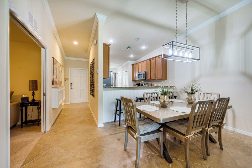 Dining Room | Open Floor Plan