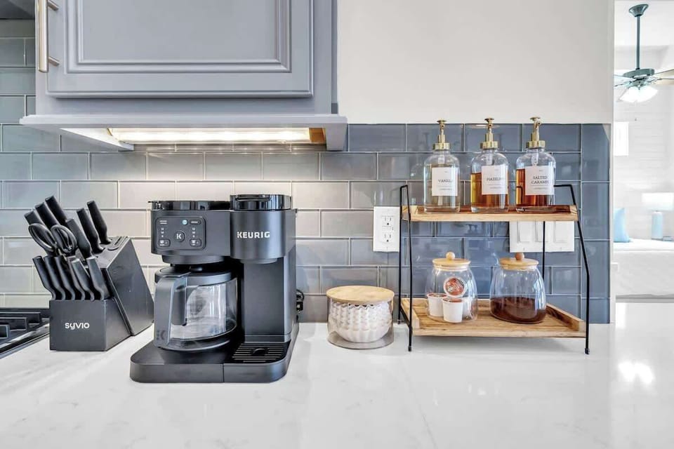 Enjoy complimentary coffee to start your vacation!