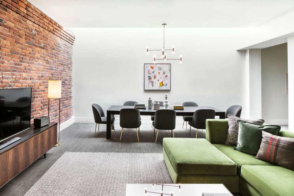 Stretch out in the airy great room with room to mingle.
