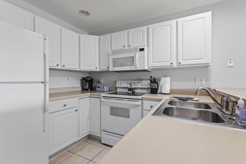 Well equipped kitchen