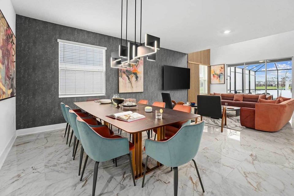 Dining Room *Highlight*