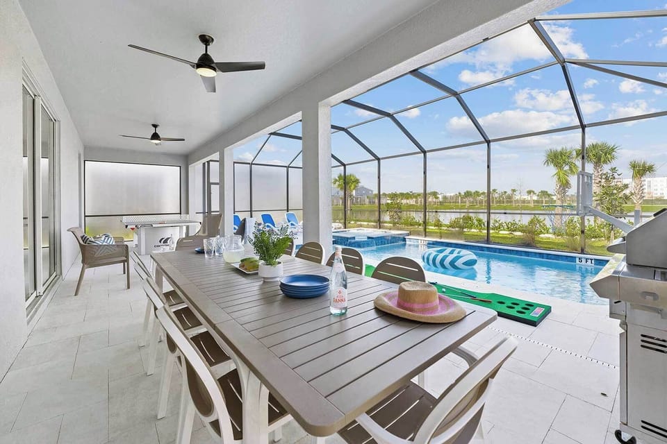 Private Pool & Patio