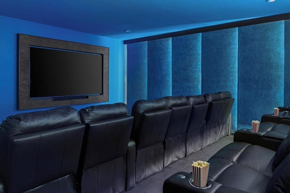 Theater *Highlight*