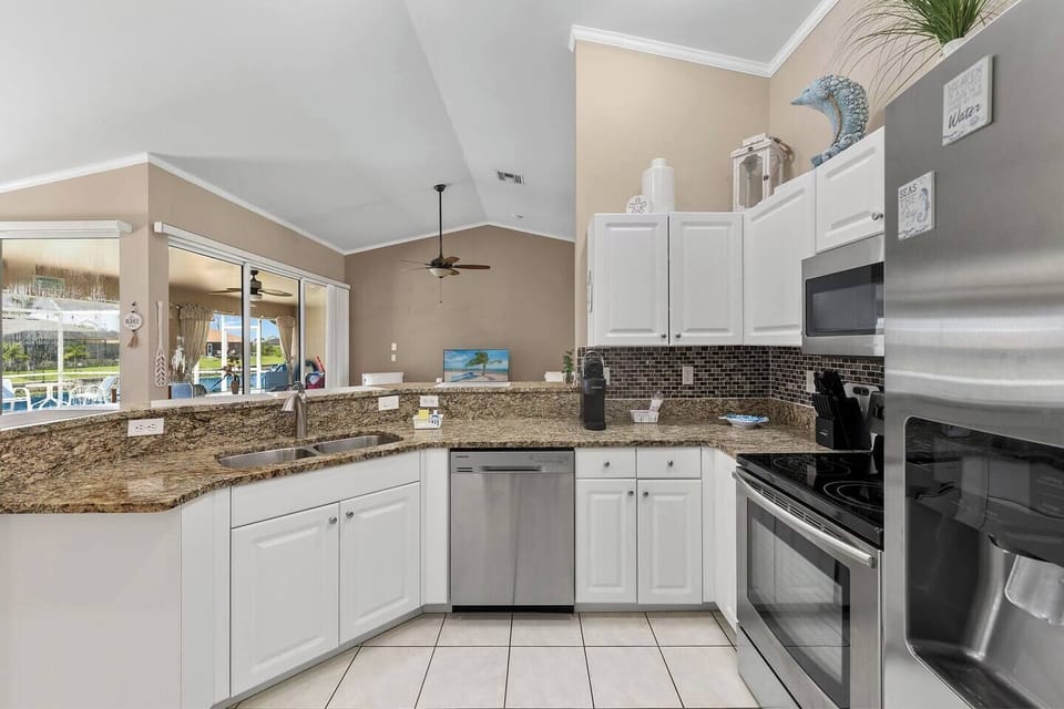 Full kitchen for serving family meals