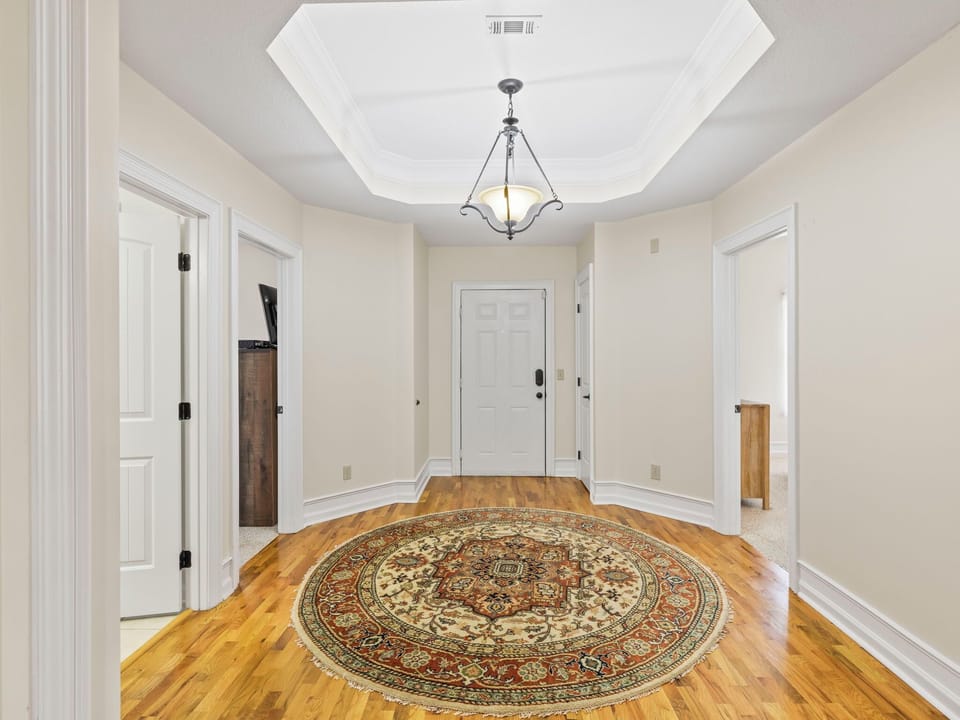 Guest Bedrooms at Condo Entrance