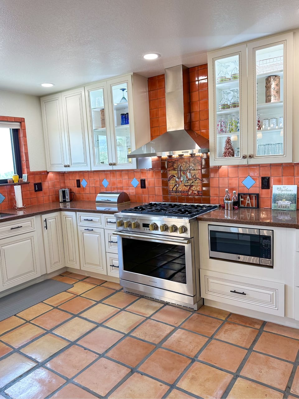 Gourmet well stocked kitchen.
