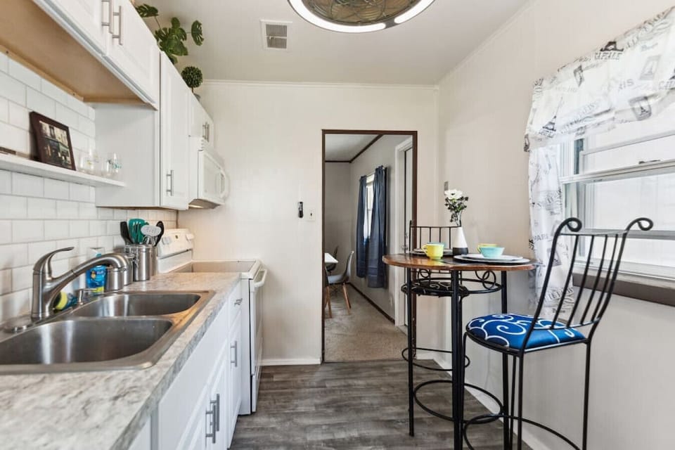 Step into the kitchen for a light snack or to prepare a meal.