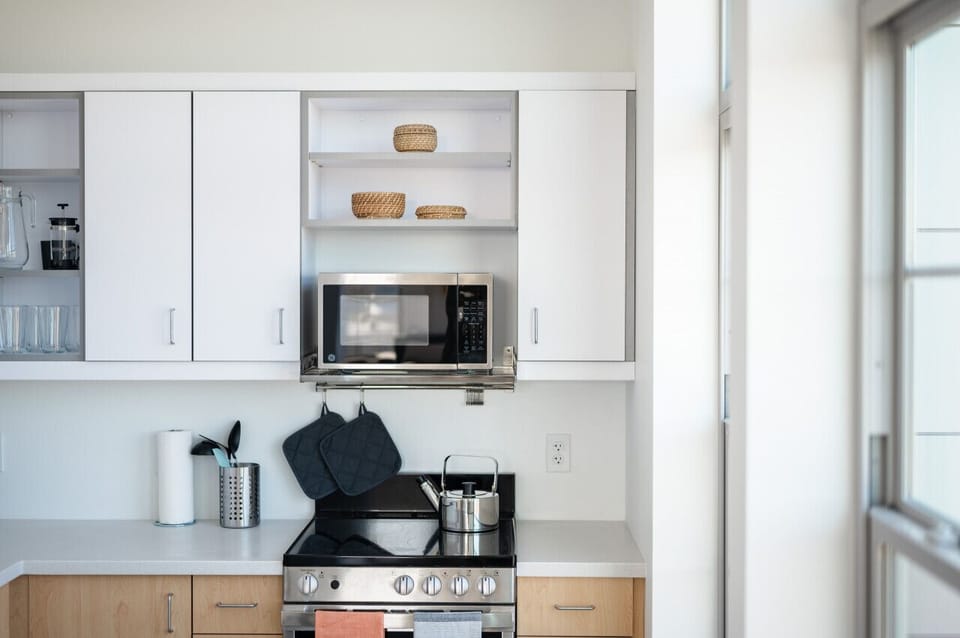 Cook up memories in this fully stocked kitchen 🍳✨