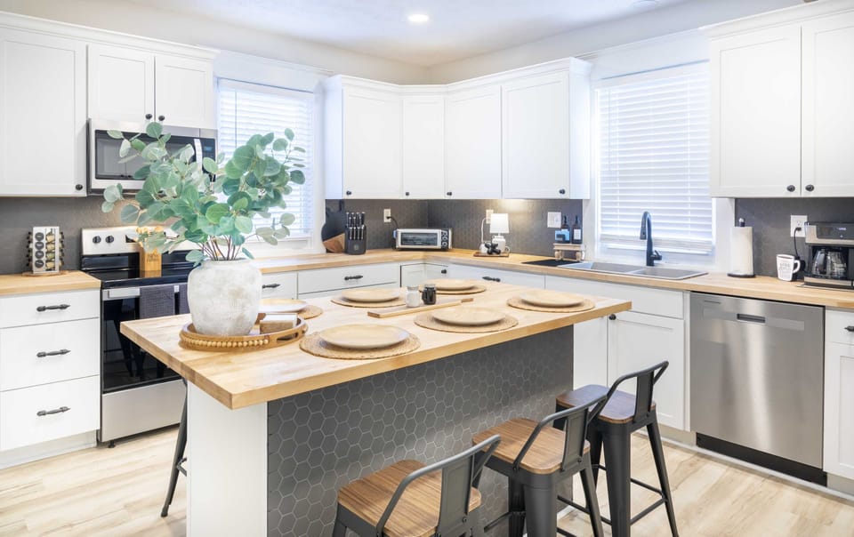 Fully equipped kitchen